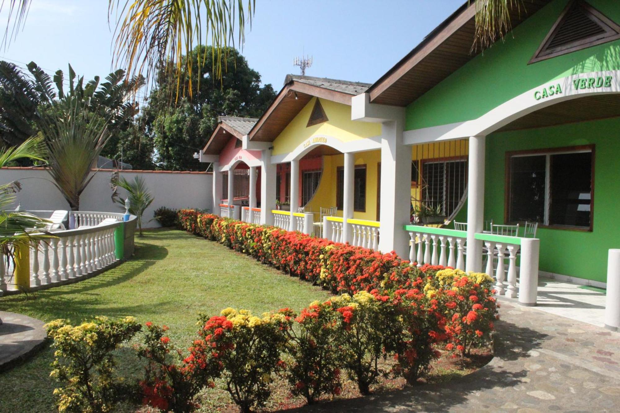 Rainbow Village La Ceiba Exterior photo